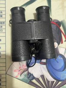 高清紧凑型双筒望远镜，适合徒步旅行、观鸟和登山。可调节焦距，轻便的户外光学设备，适用于露营、旅行和野生动物观察。户外探险的理想之选。 - 彩色 - 查看 14