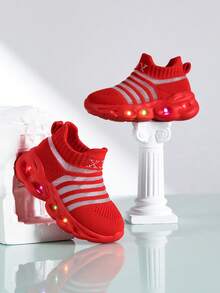 2026 New Kids Light Up Socks Shoes, Boys & Girls Breathable Sports Shoes, Glowing Flashing Soft Bottom Baby Shoes, Toddler Casual Shoes With Lights - Red - View 3
