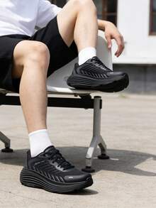 Skechers 男士跑步鞋 MAX CUSHIONING ENDEAVOUR 戶外訓練舒適休閒運動鞋 220614-BBK - 黑色 - 查看 2
