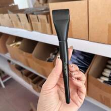 Lancôme Black Flat Foundation Brush, Suitable For Daily Use - Black - View 5