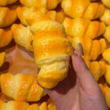 1 Peça Brinquedo de Pão Macio de Rebote Lento 2026 Novo - Brinquedo de Aperto - Gadget Criativo de Alívio de Estresse - Presente para Amigos, Coleção, Feriados, Aniversários - Multicolorido - Visão 3