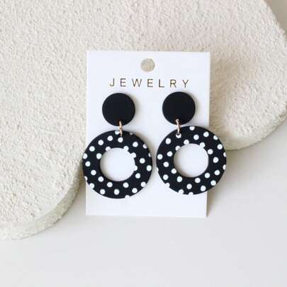 1 Pair Classic Black Hollow Circle Retro Polka Dot Acrylic Women's Dangle Earrings, Ceramic Texture Cute & Elegant, Suitable For Daily, Party, Holiday, Gift