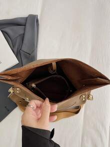 Túi đeo chéo nữ bằng da mềm màu trơn mới, kiểu dáng thời trang thường ngày, dây đeo có thể điều chỉnh, chất liệu PU nhẹ. - Màu Khaki - Xem 9