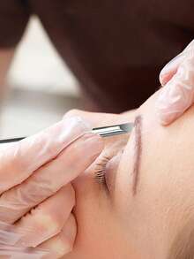 1pc Stainless Steel Eyebrow Tweezers, Hair Removal Tweezers, Specialized For Removing Facial Hair, Angled Eyebrow Tweezers, Hair Removal Tweezers, Mustache Trimmer, Facial Care Tool, Eyebrow Grooming Tool - Multicolor - View 3