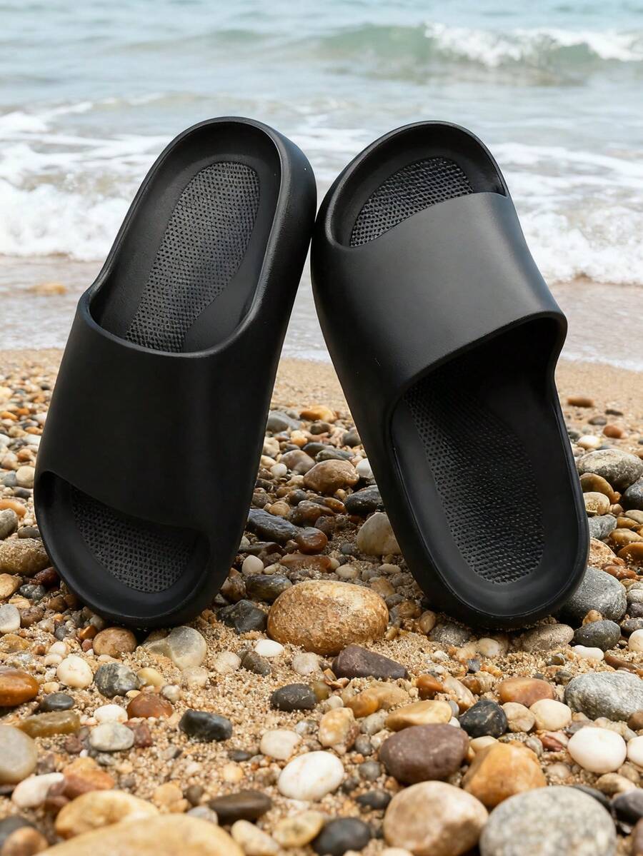 1 Pair Teens' EVA Solid Color Slip-On Anti-Skid Flat Fashion Sandals, Suitable For Spring/Summer - Black - View 1