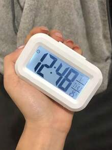 LED方形/圆形闹钟，新款流行ins风学生闹钟，智能桌面多功能电子钟，带夜光温度日历厨房定时器。柔和灯光护眼，浪漫夜灯，适用于各种场景和风格，营造温馨氛围，可用于客厅、卧室、浴室家居装饰，旅行用品，婚礼、派对、生日，送给男士、妈妈、爸爸、挚友、老师的礼物，新年礼物，趣味礼品。不含电池，需使用2节AA电池。 - 彩色 - 查看 7