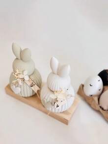 1pc/2pcs Striped Rabbit Silicone Mold, DIY Creative Easter Bunny Candle Wax Mold, Holiday Home Decor/Gift Resin Casting Mold, Handcraft Making Plaster Mold, Art Decor Statue Mold - White - View 4