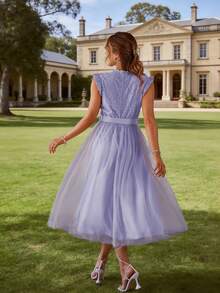 Simplee 女士蕾丝和网眼拼布无袖长款优雅连衣裙、派对礼服、婚礼宾客礼服、生日礼服 - 紫色 - 查看 4