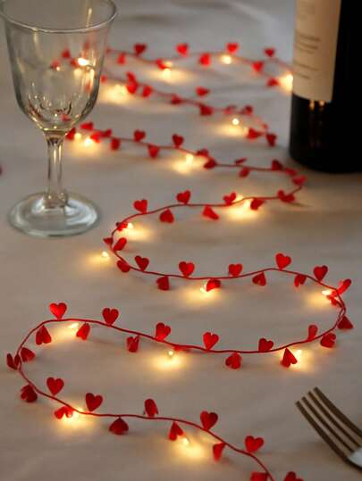 1 Set Heart-Shaped String Lights, Valentine's Day Heart-Shaped Wreath, LED Fairy Lights, Pink/Red Warm Light, Romantic Decor, Heart-Themed Room Decor, Elegant Bedroom Lighting, Cute Heart-Shaped Vine String Lights, Suitable For Proposal, Anniversary, Celebration Party Backdrop, Tabletop, Window Decor, Home Atmosphere Lighting, Romantic Night Setup, Decorative String Light Vines, Suitable For Holiday Decor, Atmosphere Lighting (Batteries Not Included)