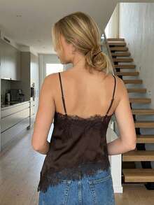 Women Lace Trim Satin Camisole V Neck Spaghetti Strap Backless Asymmetrical Tops  Summer Streetwear - 黑色和金色 - 查看 7