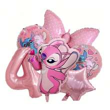 Bộ 6 bóng bay sinh nhật chủ đề thiên thần Lilo & Stitch màu hồng. Bóng bay hình ngôi sao kết hợp với bóng bay hình thiên thần Lilo & Stitch đang hôn nhau đáng yêu và bóng bay số, tạo nên một khung cảnh tiệc sinh nhật một tuổi vui tươi và ấm áp. Đây là một món quà trang trí sinh nhật và kỷ niệm tuyệt vời, giúp Stitch và thiên thần dễ thương đồng hành cùng bé trong một bữa tiệc sinh nhật như mơ. Rất thích hợp để trang trí tường. - Nhiều màu - Xem 15