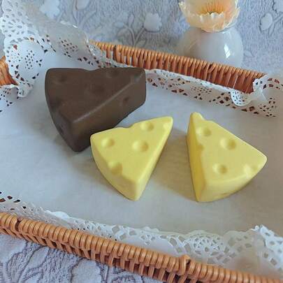 2026 Nuevo - Muñeco apretable de pan de queso realista - Denso, jugoso, de lenta subida, ultra suave para aliviar el estrés, regalo creativo y divertido, compañero de escritorio lindo - Regalo de vacaciones, regalo del Día de San Valentín, sorpresa creativa, regalo perfecto