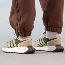 Adidas 男女新款透氣網麵慢跑休閒運動跑步鞋 - 駝色 - 查看 2