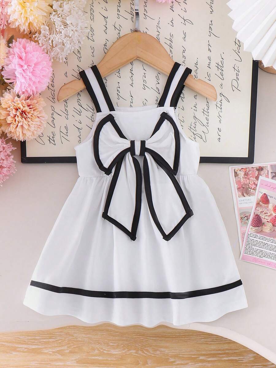 Baby Girls' Sweet Minimalist Black & White Contrast Bow Decor Waist Strap Dress, Summer - White - View 1