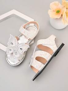 女童银色蝴蝶亮片公主凉鞋，夏季魔术贴软底水钻露趾儿童凉鞋 - 米色 - 查看 6