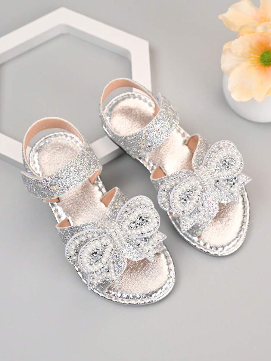 女童公主凉鞋，2025新款夏季银色水钻蝴蝶结露趾魔术贴软底 - 銀色 - 查看 1