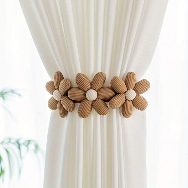 1 elastische gordijnband in bohemian stijl, met 3 madeliefjesmotieven - melkwitte en crèmekleurige bloemen, sterke onzichtbare gesp, geschikt voor gordijndecoratie in de slaapkamer en woonkamer, eenvoudig te installeren, duurzaam en een eenvoudige, modieuze woonaccessoire.