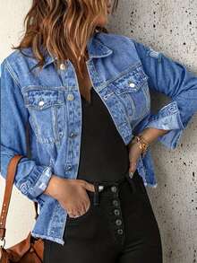 Chaqueta de mezclilla desgastada talla grande para mujer - Abrigo de manga larga con botones, bajo deshilachado, estilo casual rasgado adecuado para todas las figuras - Lavado ligero - Ver 3