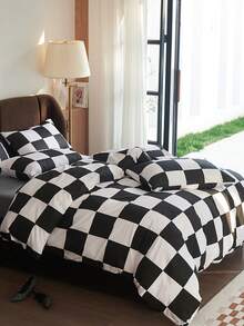 三件套印花被套组，柔软舒适，包含1个被套和2个枕套，适合男孩、女孩、学生、酒店使用，四季皆宜，可机洗。 - 黑與白 - 查看 2