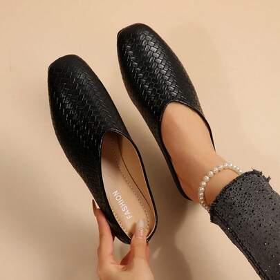 With A Classic Square-Toe And Flat Sole, This Pair Features A Charming Retro Aesthetic. It's A Versatile Staple That Fits Seamlessly Into Your Daily Life, Whether You're Commuting To Work, Strolling Around The Mall Or Running Casual Errands.