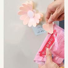 1 Set Personalized Daisy Petal Design Food Bag Clips, 3D Magnetic Sealing Clips, Refrigerator Magnets - Multicolor - View 14