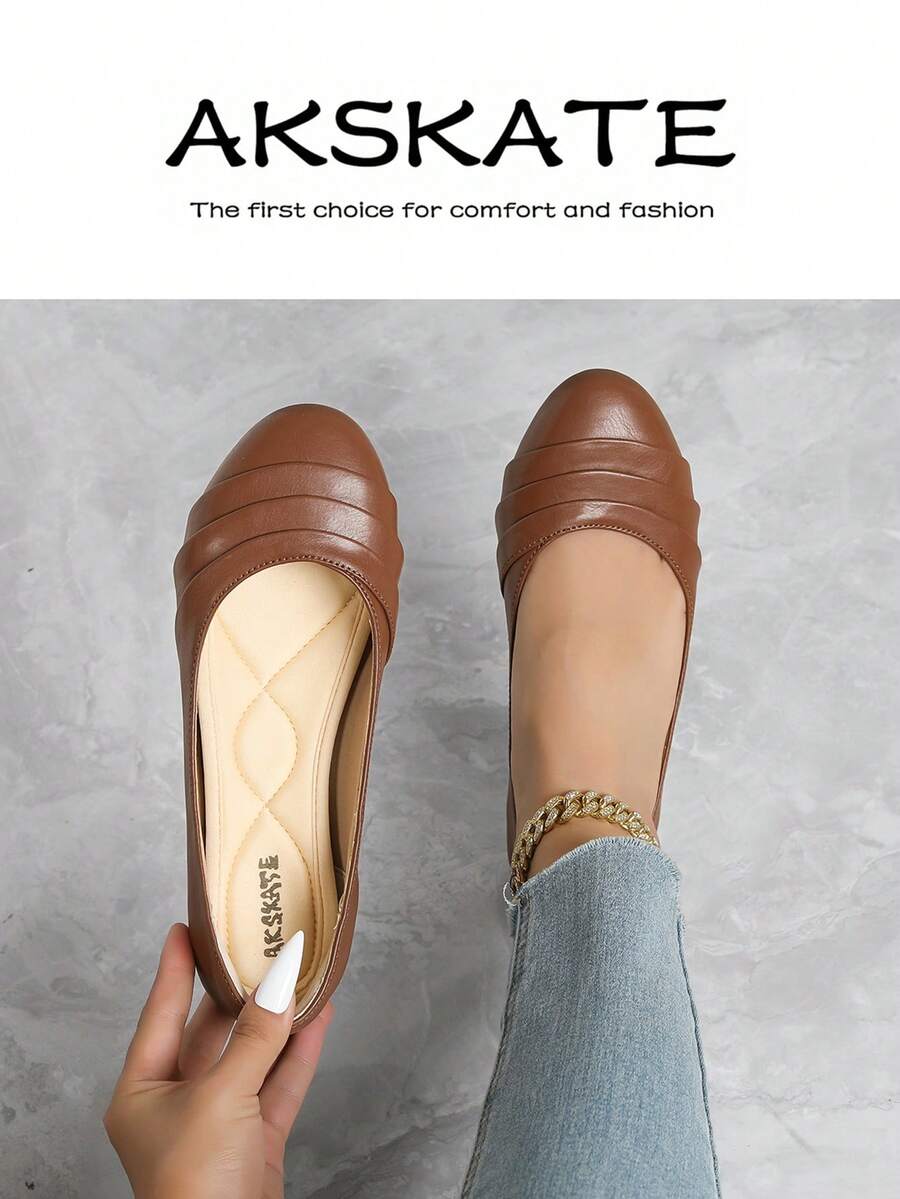 A Pair Of Round-Toe PU Leather Women's Flat Shoes, Comfortable, Stylish, Elegant, And Textured, Suitable For Home, School, Work, And Outdoor Walks. Excellent Value For Money, Perfect For Every Elegant Lady.Sporty    Plain / Plain Toe    Home - 棕色 - 查看 1