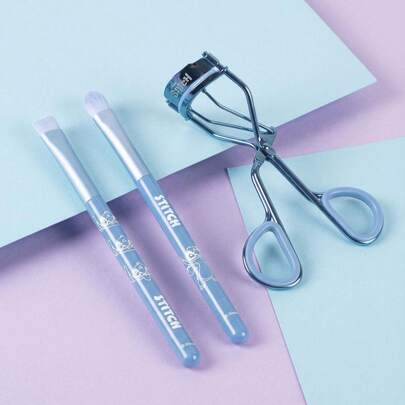 Cerdá Stitch Personal Care Set With 2 Brushes And Eyelash Tool – Grooming And Makeup Kit For Daily Use And Travel, Practical And Compact For Organizing Accessories, Ideal For Hygiene And Personal Grooming Routines At Home Or On The Go ⚫ FREE Shipping ✅ 24/48h Delivery To Spain (Peninsula)