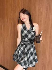 黑白格子A字迷你连衣裙，V领无袖吊带裙，适合娇小身材女性，夏季款 - 黑色 - 查看 1