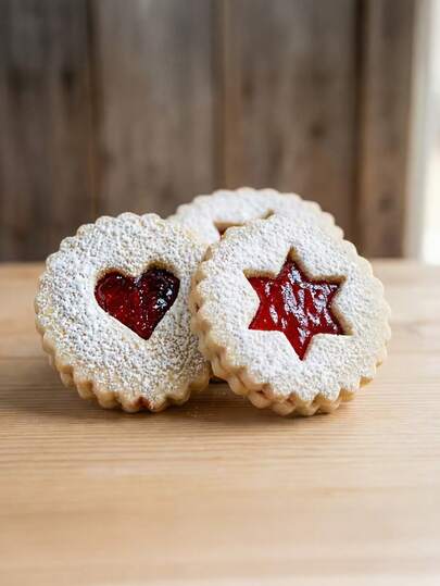 Multi-Purpose Cookie Cutter Molds, Suitable For Christmas, Easter, Thanksgiving, Valentine's Day - With Soft Edges To Prevent Cutting Hands - Durable Baking And Decorating Cookie Molds - Rust-Resistant - Easy To Clean - Convenient