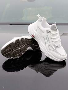 Zapatillas deportivas gruesas para hombres, adecuadas para todas las estaciones, versátiles, con malla transpirable para uso casual al aire libre, nuevos zapatos deportivos de estilo con suela gruesa - Blanco - Ver 4