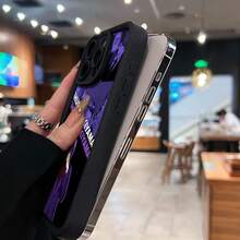 Shuu Tsukiyama de : morado, atractivo y elegante. Esta elegante funda es compatible con los modelos  17, 16, 15, 14 Pro Max, 13, 12, 11, XR y XS Plus. Fabricada en silicona TPU, ofrece protección contra golpes y caídas, además de una sensación superior. Es un regalo ideal para familiares, amigos y seres queridos, y la elección perfecta. - Negro - Ver 6