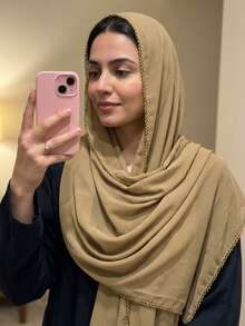 1 Stück Damen Einfarbiger Chiffon Hijab mit Kettenkante, leicht & atmungsaktiv, Kopftuch mit metallischer Kontrastfarbe-Kette, vielseitig & UV-schützend, geeignet für den täglichen Gebrauch - Verschiedenfarbig - Übersicht 5