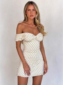 Awevudst Women Polka Dots Off Shoulder Bodycon Mini Dress Ruffle Hem Boat Neck Twist Front Slim Fitted Cocktal Party Short Dress Summer Beach Dress Party Clubwear - 飯白色 - 查看 1