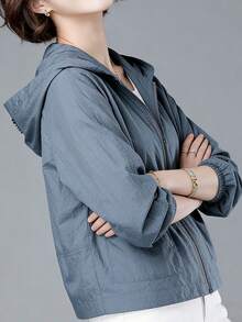 Abrigo convencional para mujeres Chaqueta ligera de manga larga con capucha, color liso, corta y con protección solar, con bolsillos. Ropa deportiva informal para exteriores para primavera, otoño y verano. Prendas de abrigo para mujer. - Gris - Ver 7