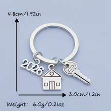 1个男女通用2026乔迁钥匙扣，房屋造型钥匙圈带数字，搬家礼物创意钥匙链吊坠