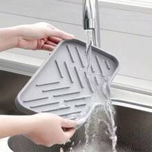 1 Piece Gray Drain Pad, Multifunctional Kitchen Drainage Countertop Pad, Suitable For Storing Sponges, Soap, Cups, And Essential Items In Home Kitchens And Bathrooms - Màu Xám nhạt - Xem 5