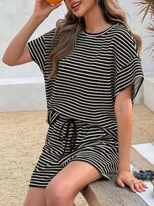 Women Striped Pajama Sets 2 Piece Lounge Set Short Sleeve Oversized T Shirt & Drawstring Shorts - màu đen - Xem 3