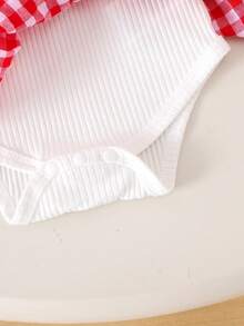 1pc Infant/Toddler Girls' Cute & Comfy Suspender Bodysuit With Bow & Plaid Patchwork, Spring/Summer - Red and White - View 6
