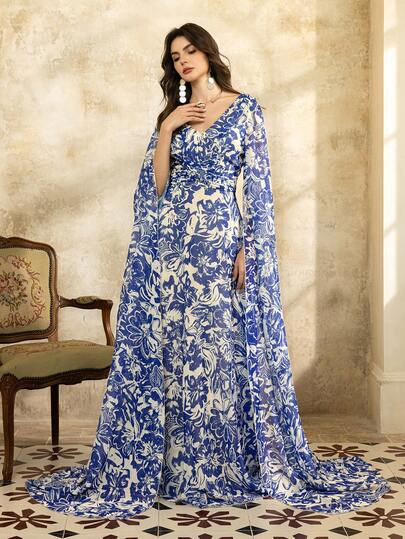 Faeriesty 优雅深V领超长袖女士长款连衣裙：飘逸的刺绣花卉印花连衣裙，夸张的喇叭袖，收腰设计，露背细节，前短后长的裙摆——完美适用于婚礼宾客、波西米亚新娘写真、花园婚礼、正式场合、浪漫之旅。