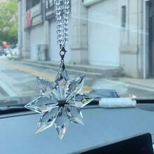 1 قطعة زينة معلقة للسيارة، اكسسوارات السيارة (زينة سيارة بشكل بلورة ثلجية)، قلادة سيارة، قطع غيار السيارات، سلسلة مفاتيح السيارة، اكسسوارات السيارة للنساء، قلادة مرآة الرؤية الخلفية للسيارة بشكل بلورة ثلجية فاخرة - A - مشاهدة 1
