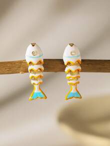 2pcs 3D Movable Fish Earrings, 18K Gold Plated Fish Pendant Earrings, Colorful Interlocking Fish Jewelry, Unique Pisces Fish Shaped Earrings, Gift For Ocean Lovers, Suitable For Daily, Holiday, Date, Party Wear - Multicolor - View 10
