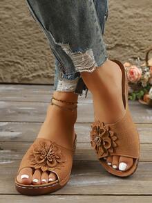 Women's Floral Thick Bottom Wedge Open Toe Slippers, Polyurethane Sole Thick Wedge Heel Solid Color Comfortable Slip-On Platform Sandals - Brown - View 3