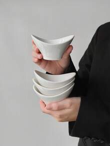 4pcs Pure White Ceramic Appetizer Plates, Dipping Bowls, Snack Serving Trays, Side Dish Plates For Guests, Suitable For Patio, Ramadan, Kitchen, Tableware, Bowls