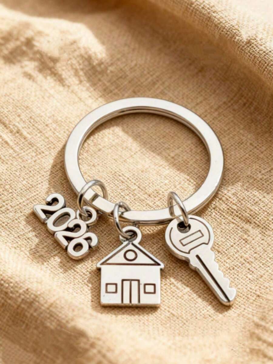 1个男女通用2026乔迁钥匙扣，房屋造型钥匙圈带数字，搬家礼物创意钥匙链吊坠