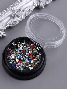 1盒迷你彩色钻石美甲饰品，包含星星、花朵、蝴蝶、爱心、蝴蝶结等多种形状图案，适合美甲爱好者，可用于Y2K情人节美甲装饰，也可用于美甲沙龙DIY。 - 彩色 - 查看 7