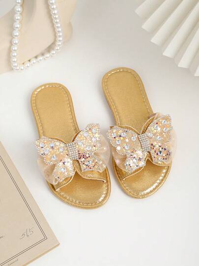 1双金色加大码儿童/女童平底凉鞋，闪亮水钻蝴蝶结装饰，网面优雅设计，圆头防滑可爱沙滩凉鞋，适合3-15岁女孩，休闲、沙滩、度假、派对、春夏皆宜
