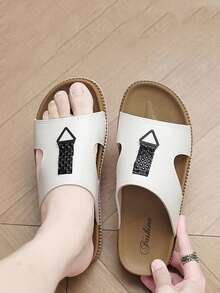 Men's Summer New Slip-On Slippers, Outdoor Beach Comfortable Criss-Cross Beach Shoes, Size 40-45 - White - View 4