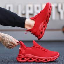 Herren gestrickte Mesh atmungsaktive Sneaker, mehrere leuchtende Farboptionen - bequeme & modische unisex Sportschuhe, leicht & einfach zu tragen, ideal für den täglichen Street-Style und Neujahrsfeiern - Rot - Übersicht 3