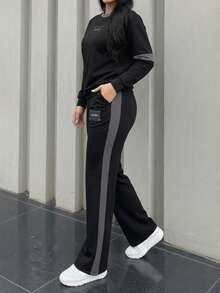 两件套女士休闲宽松条纹印花圆领长袖T恤搭配松紧腰阔腿裤，舒适日常通勤装，春秋季