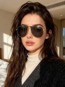 1pc New Large Frame Metal High-Quality Aviator Style Fashion Glasses, Elegant European & American Design For Women - 金框黑灰片 - 查看 3